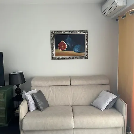 Sea View By The Beach, Centre, Seafront, Parking Appartement