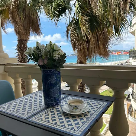 Appartement Sea View By The Beach, Centre, Seafront, Parking