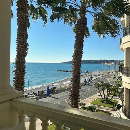 Sea View By The Beach, Centre, Seafront, Parking Mentona